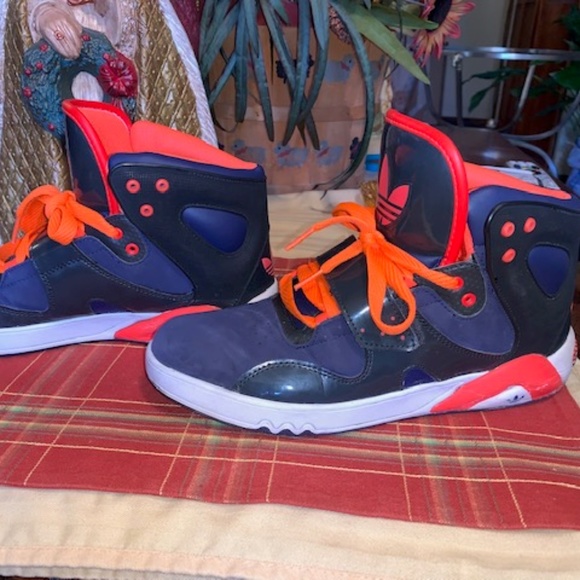 ADIDAS Blue Suede Roundhouse Basketball Me… - Picture 4 of 6